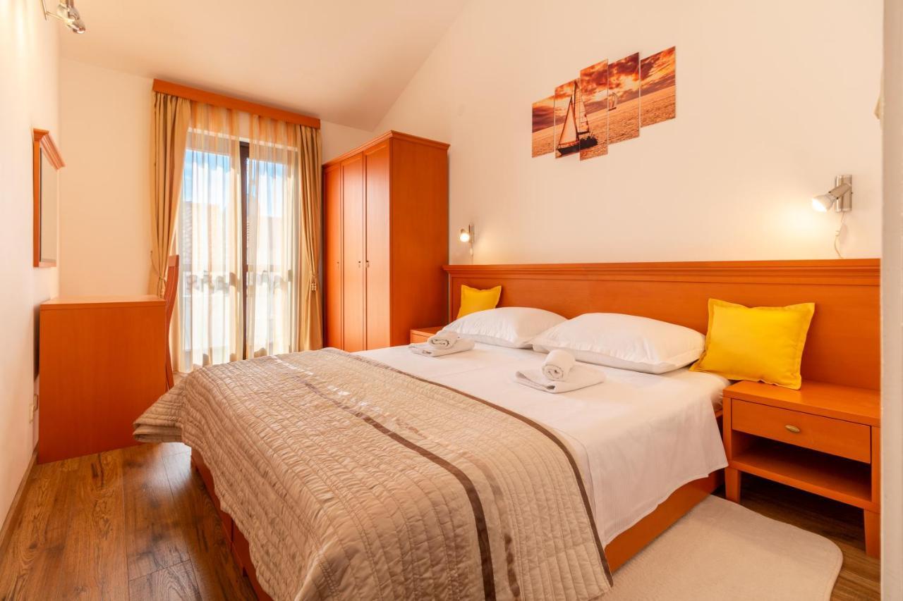 Sunny Beach Apartment Lavica Podstrana Esterno foto