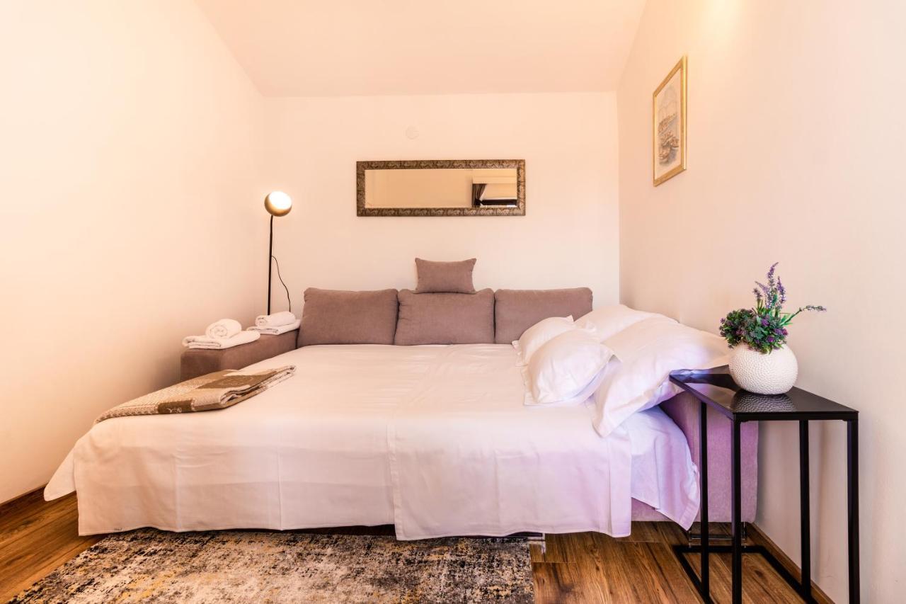 Sunny Beach Apartment Lavica Podstrana Esterno foto