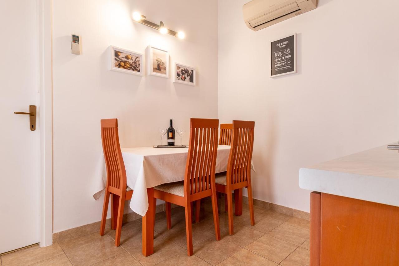 Sunny Beach Apartment Lavica Podstrana Esterno foto