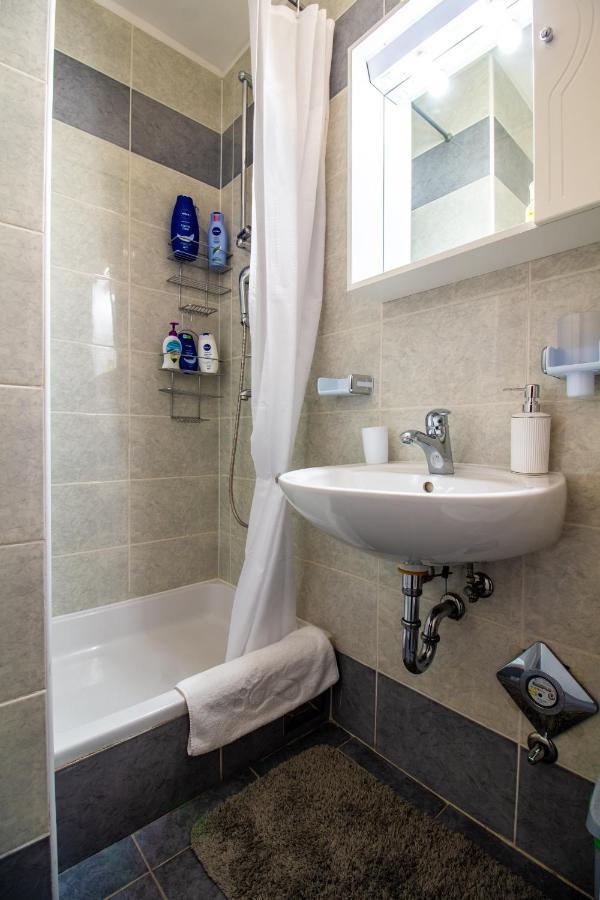 Sunny Beach Apartment Lavica Podstrana Esterno foto