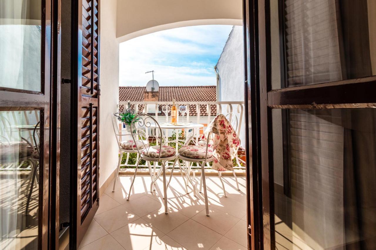 Sunny Beach Apartment Lavica Podstrana Esterno foto